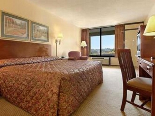 Inn of Loudon image 4