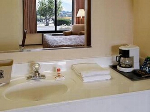 Inn of Loudon image 6